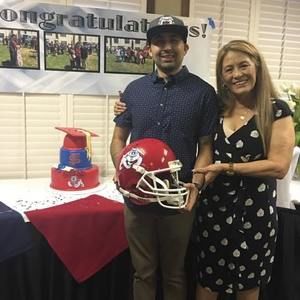 Meet your Posher, Lea